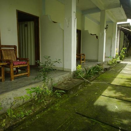 Mimi Kuta Homestay Экстерьер фото