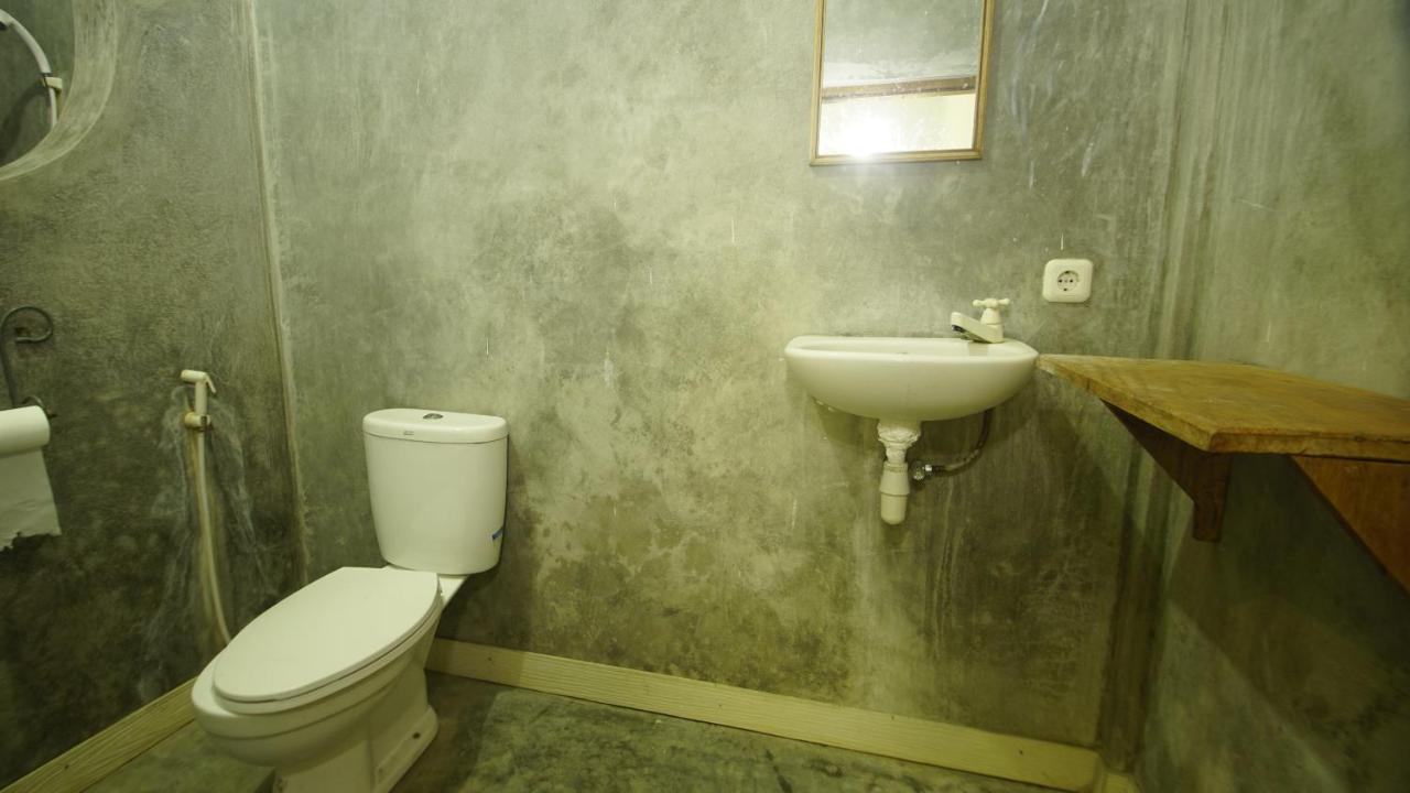 Mimi Kuta Homestay Экстерьер фото